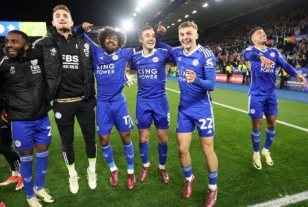 Leicester hốt bạc khủng sau khi lên hạng, tiền thưởng ngang ngửa nhà vô địch Ngoại hạng Anh