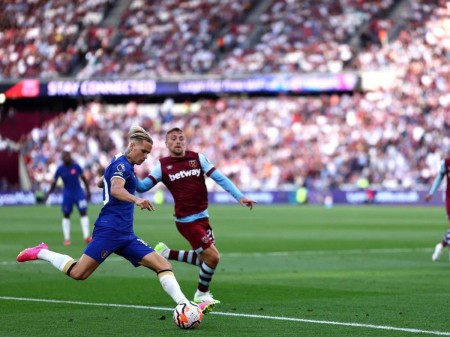 Trực tiếp Chelsea 0-0 West Ham: Tìm kiếm bàn phá thế quân bình