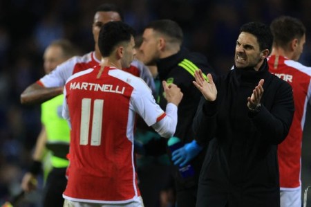 XONG! Mikel Arteta chính thức mất niềm tin vào một số cầu thủ Arsenal sau trận thua Porto