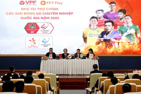 Nhà tài trợ V-League: 'Chúng tôi không đặt ra các đòi hỏi về tài trợ độc quyền trong hợp đồng ký với VPF'