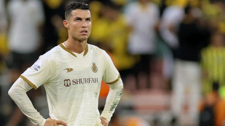 Ronaldo bị cựu tiền đạo Man United 'thổi bay' khỏi đội hình tiêu biểu Saudi Pro League
